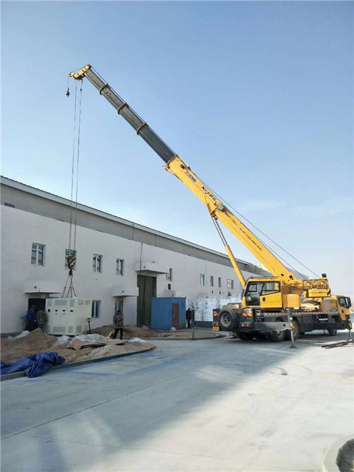 开阳县“超载就喊停”—— 吊车的 “重量保镖” 技术